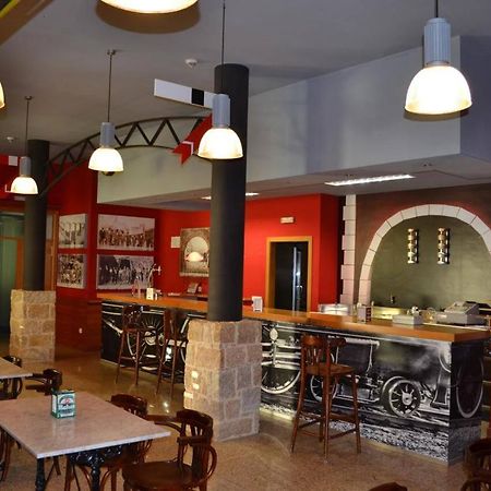 Albergue Estaciones Vivas Banos Del Molgas ภายนอก รูปภาพ